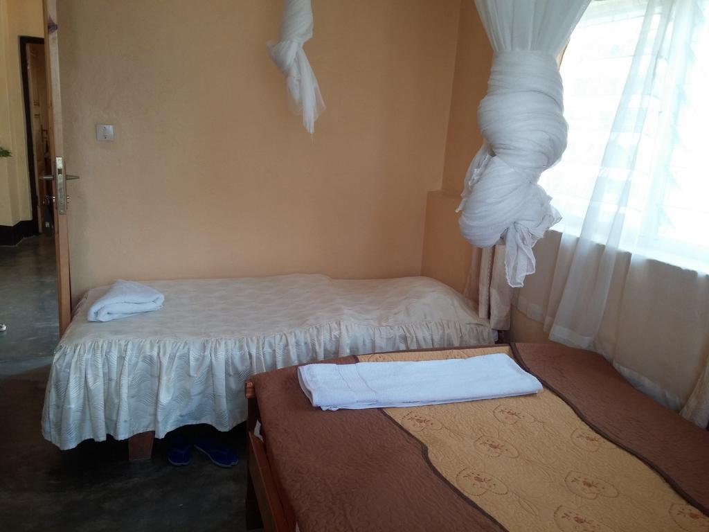 Home Saint Jean Kibuye Kültér fotó