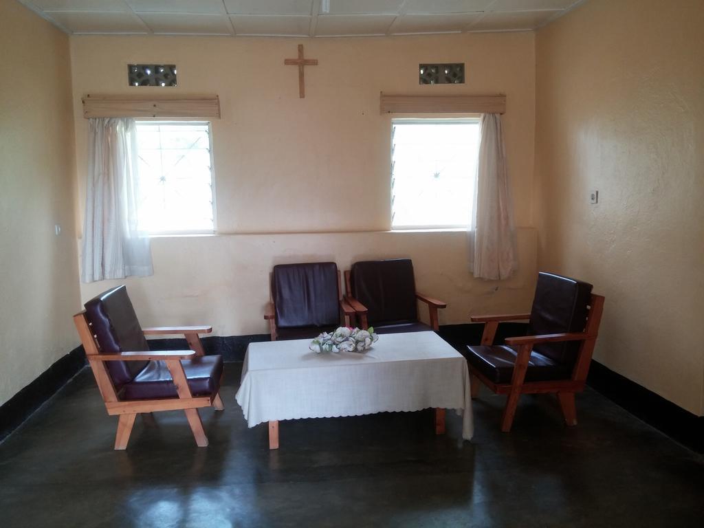Home Saint Jean Kibuye Kültér fotó