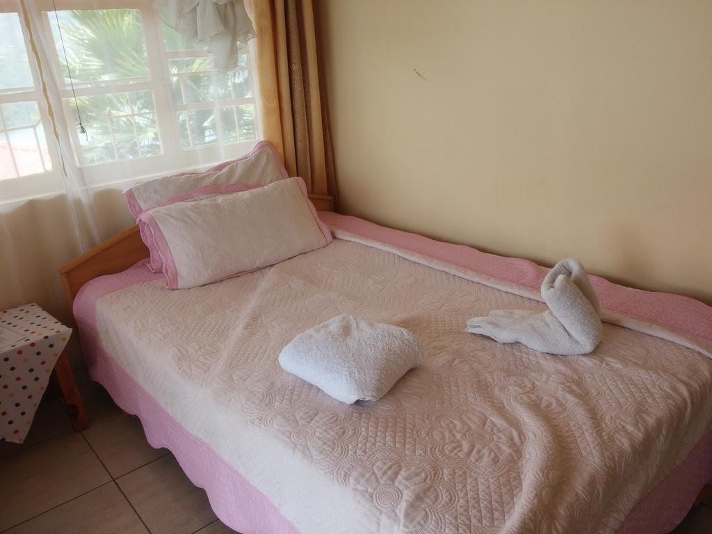 Home Saint Jean Kibuye Kültér fotó