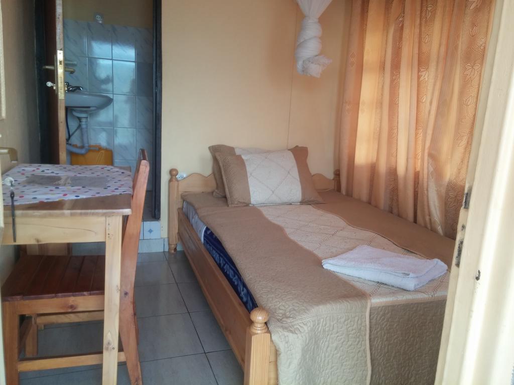 Home Saint Jean Kibuye Kültér fotó